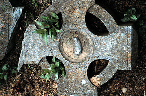broken celtic cross with lamb